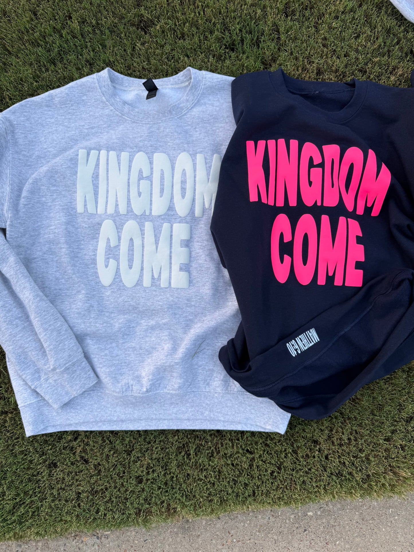 KINGDOM COME navy crewneck